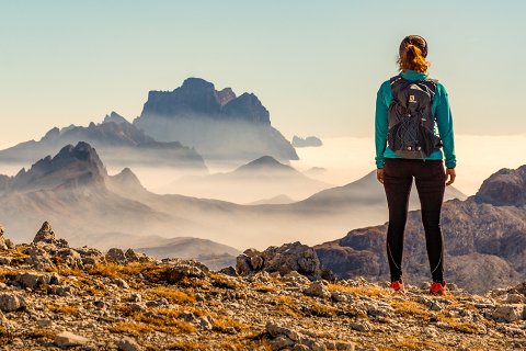 15:地山謙 四爻の図象