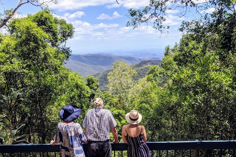 27:山雷頤 五爻の図象