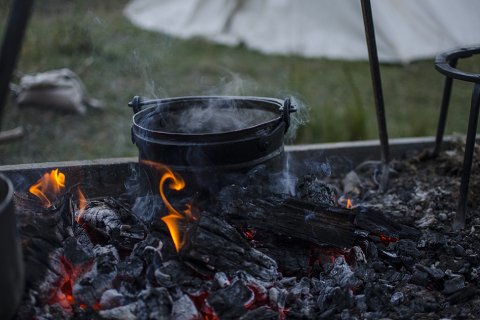 50:火風鼎 四爻の図象