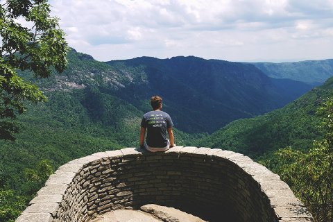 62:雷山小過 三爻の図象